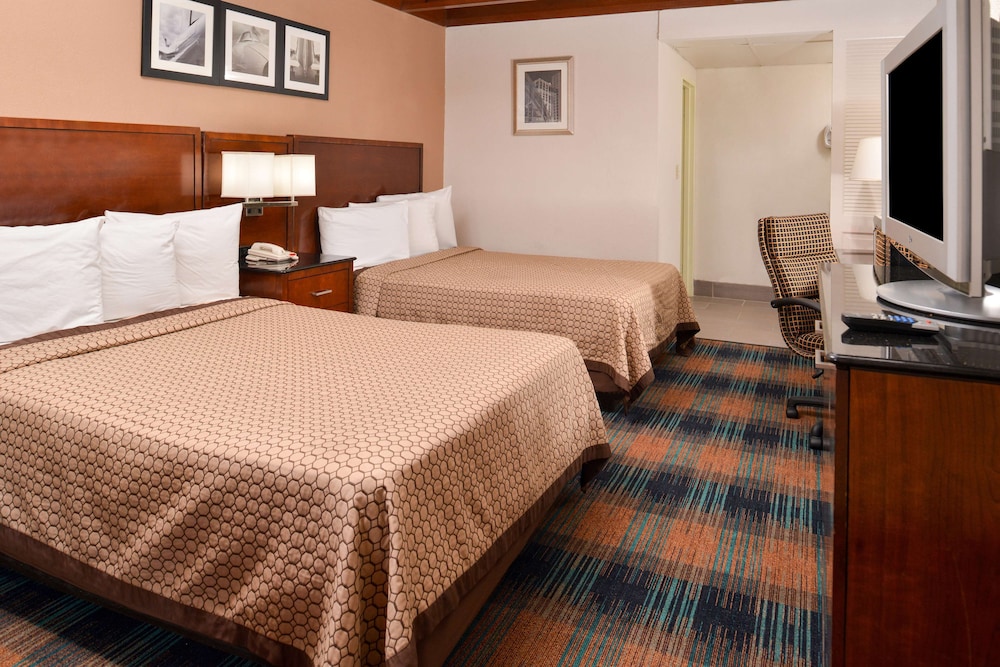 Room, 2 Double Beds, Non Smoking photo 2