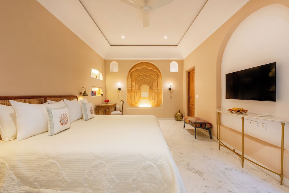 Estate Deluxe Room