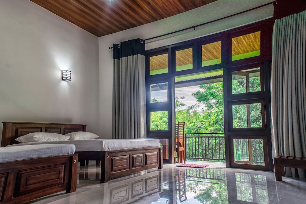 Family Quadruple Room, Balcony photo 1