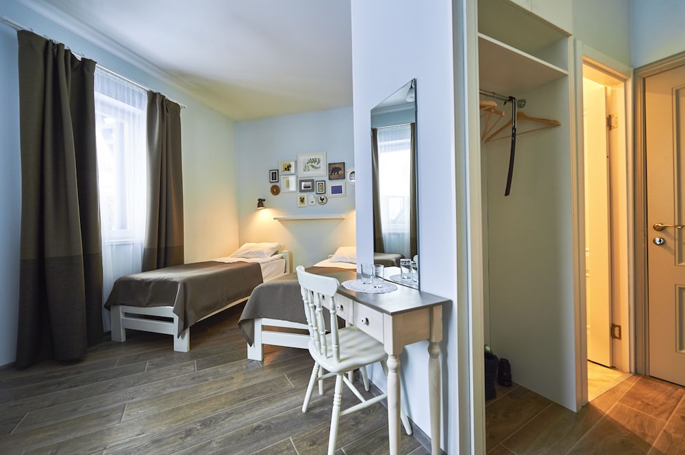 Standard Twin Room photo 2