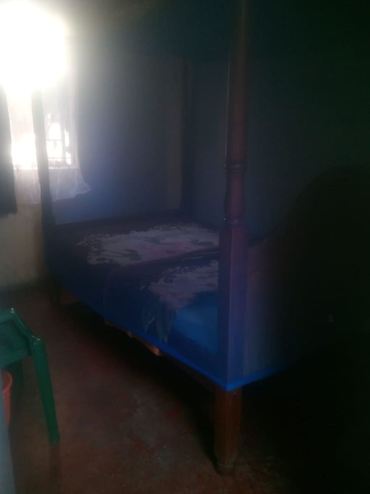 Single Room photo 3