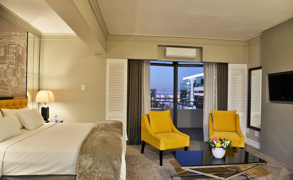 Suite, 1 Bedroom photo 2