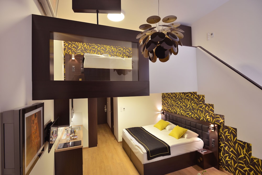 Onsite Apartment - New Opposite Building - Photo 3