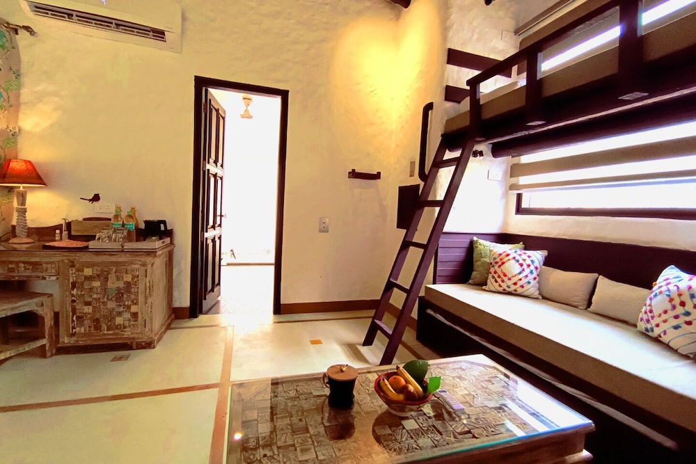 Hill View Terrace Villa with Jacuzzi photo 3