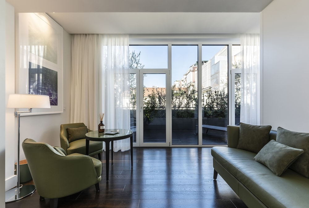 Gran Prestige Terrace Suite photo 2