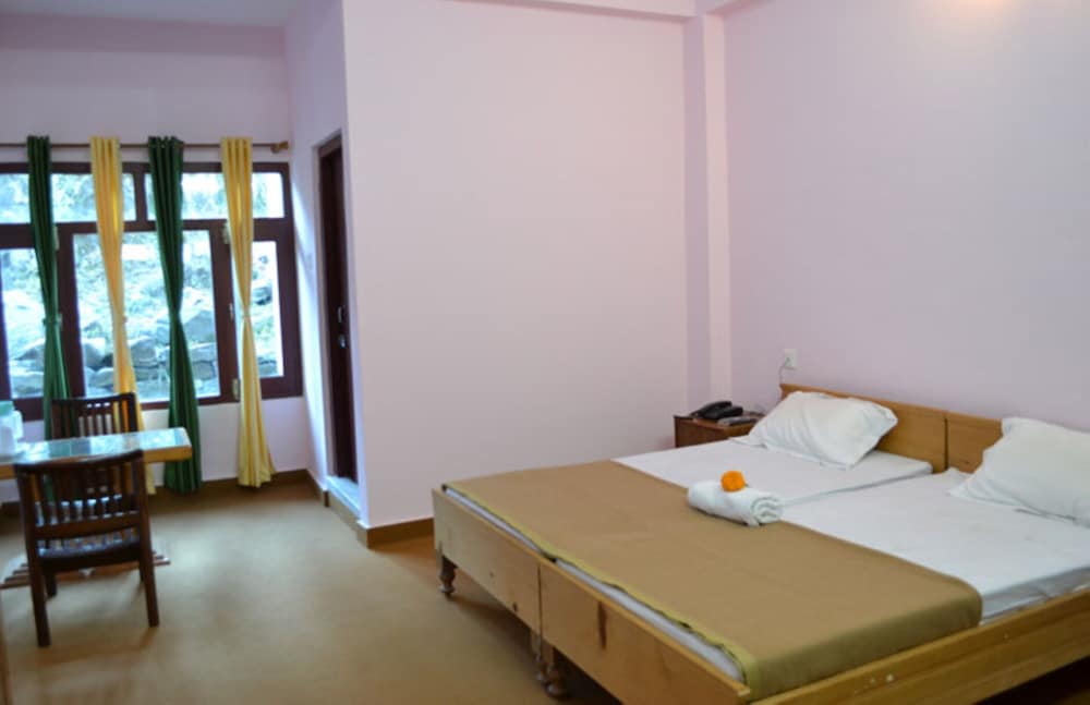 Deluxe Room - Photo 3