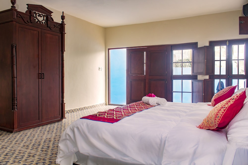 Exclusive Studio Suite