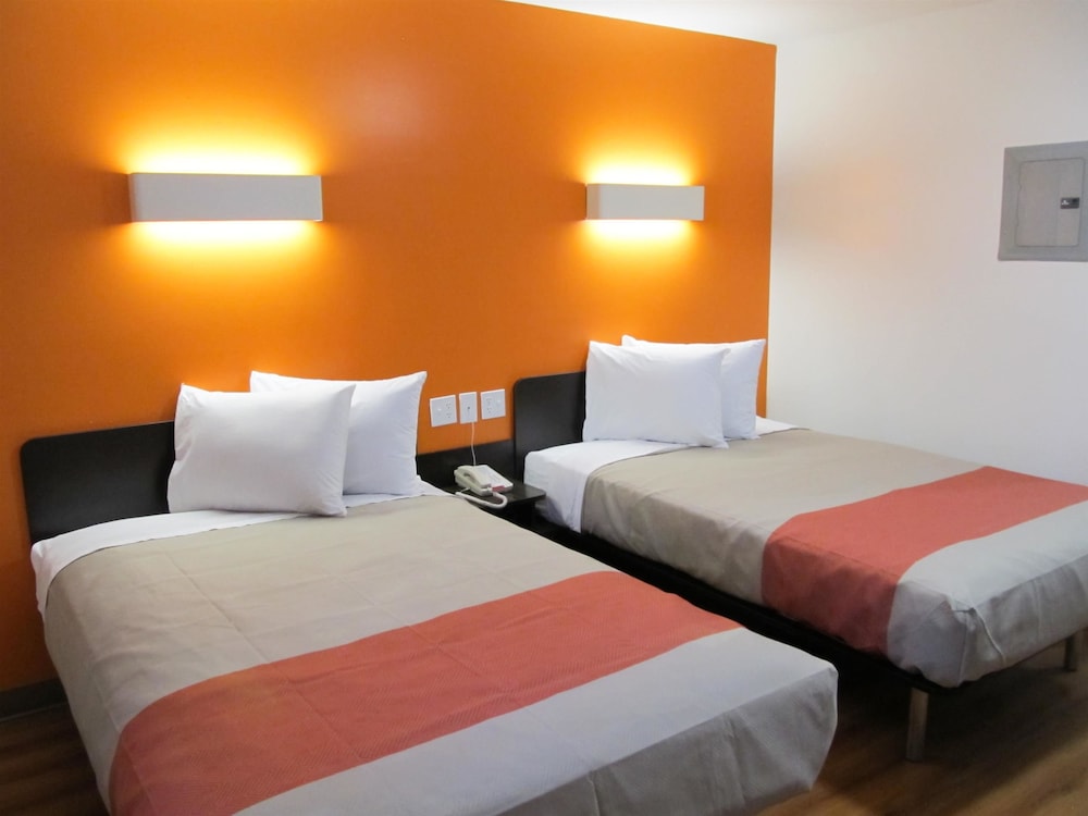 Deluxe Room, 2 Double Beds, Smoking, Kitchenette photo 1