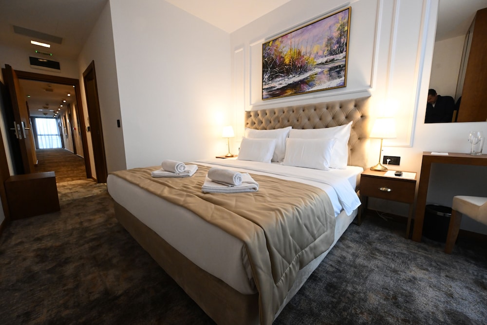 Classic Double or Twin Room
