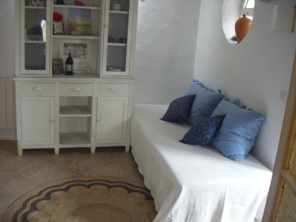 Superior Suite, Lake View (Triple) photo 3