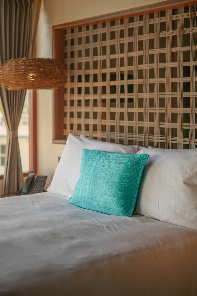 Suite with Lake View