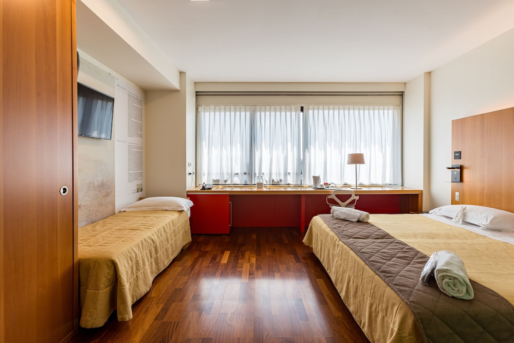 Superior Triple Room - Photo 1