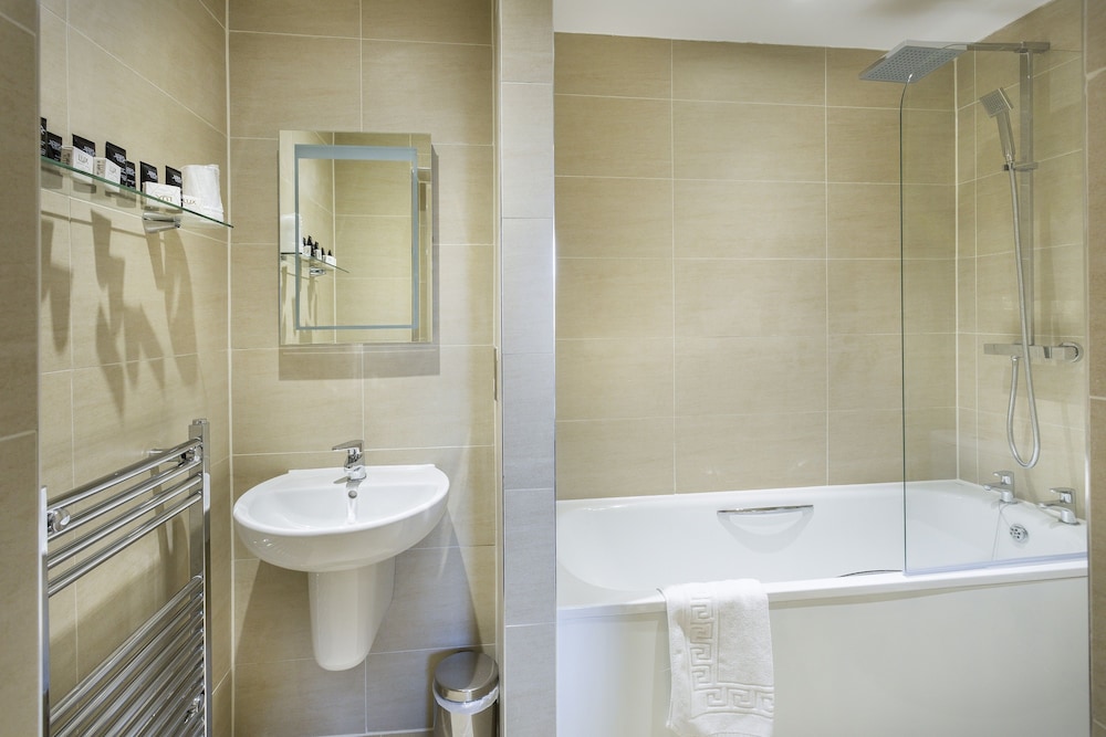 Quadruple Room - Photo 4