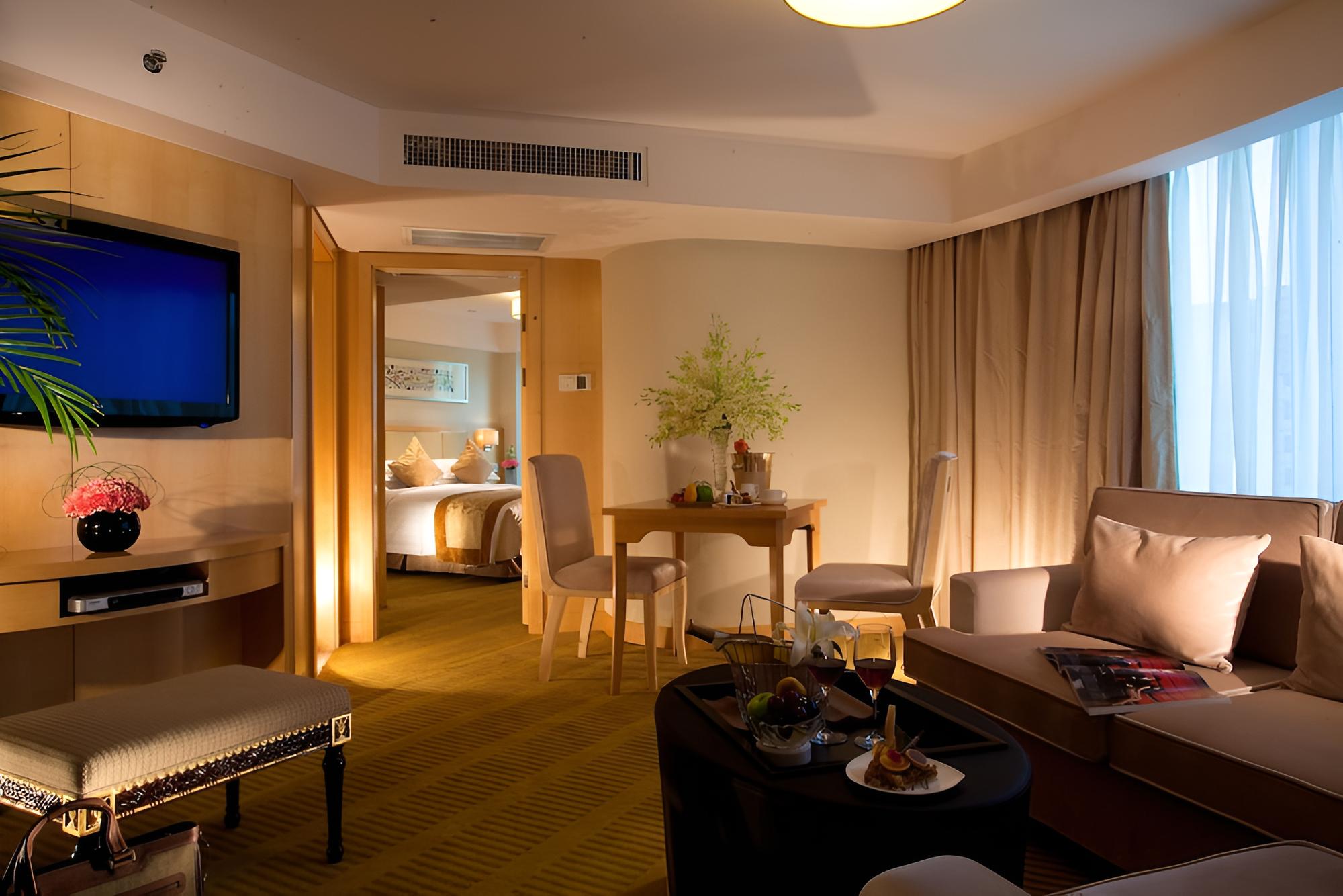Superior Suite, 1 King Bed
