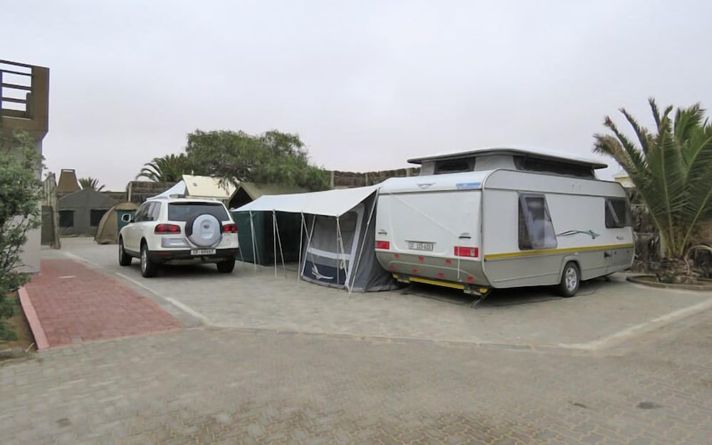 Basic Tent, 1 Bedroom photo 2