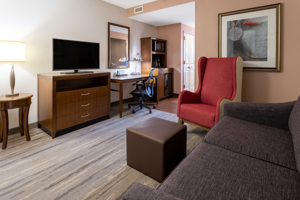Suite, 2 Queen Beds photo 3