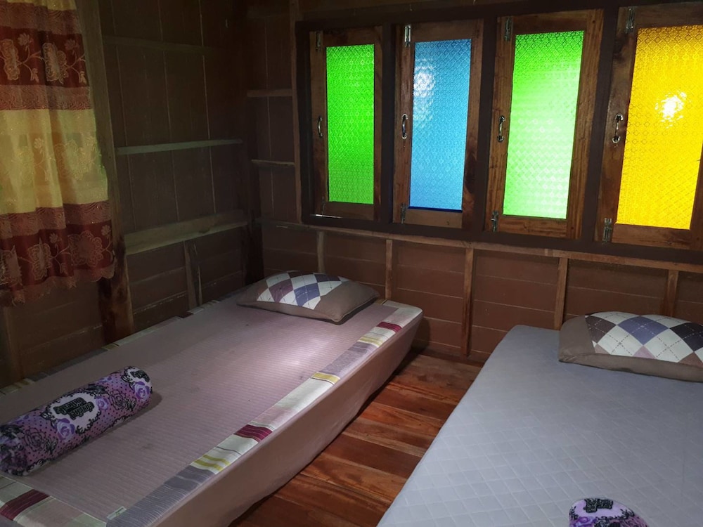 Standard Economy Room For 2 photo 3