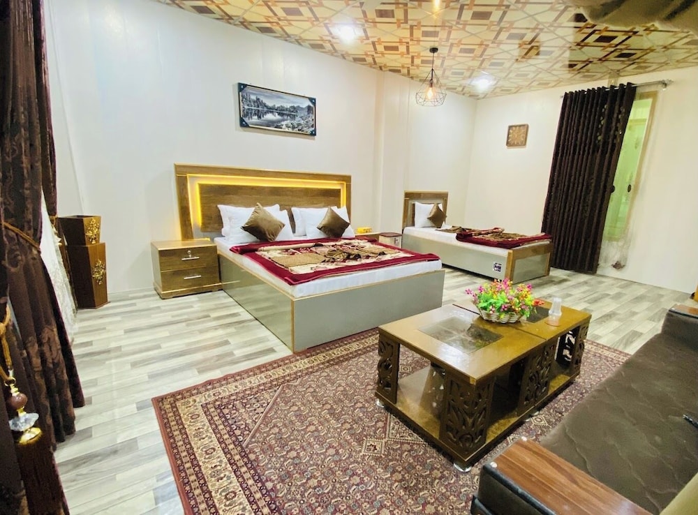 Deluxe Double Room photo 3