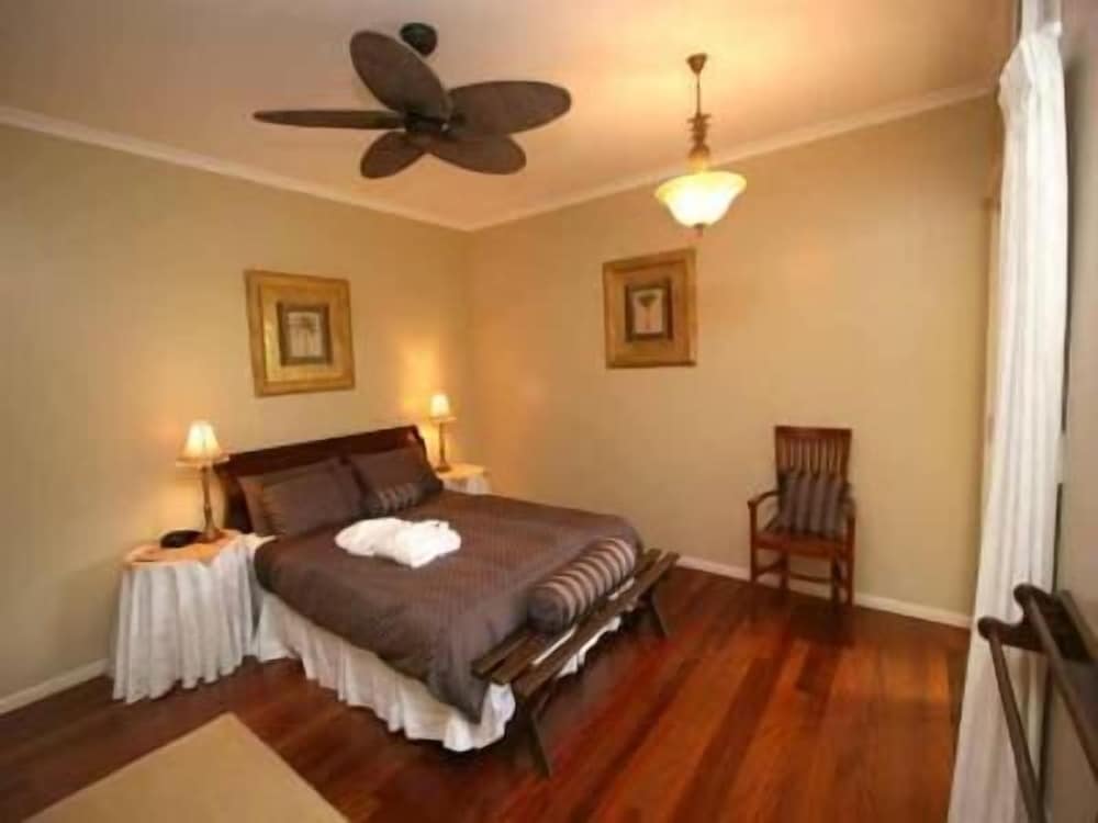 Standard Room, Non Smoking, Balcony (Luxurious Queen Room) photo 2