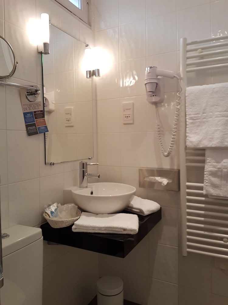 Classic Double Room - Photo 4