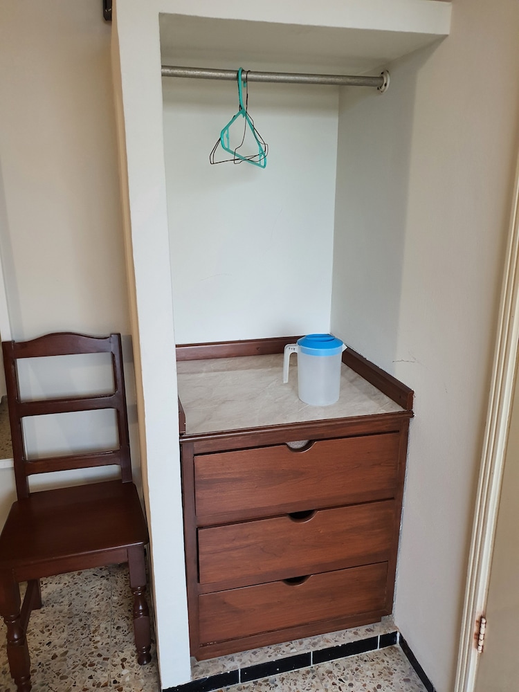 Basic Triple Room photo 3