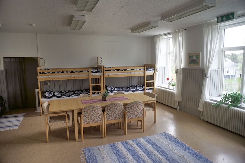 Family Room, Shared Bathroom (7 persons) photo 3