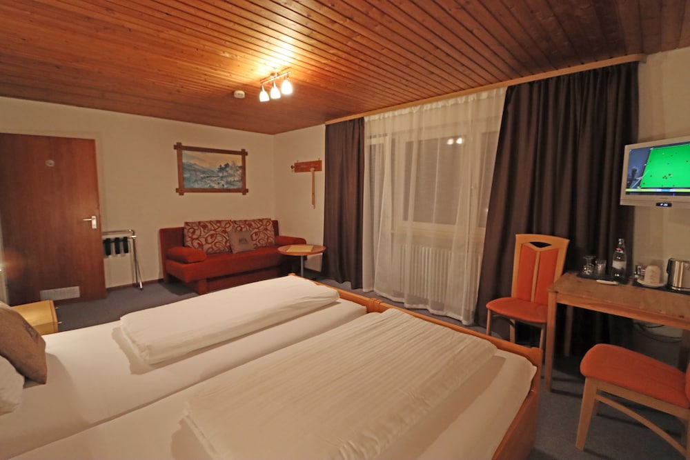 Standard Quadruple Room, 1 Bedroom, Non Smoking, Balcony