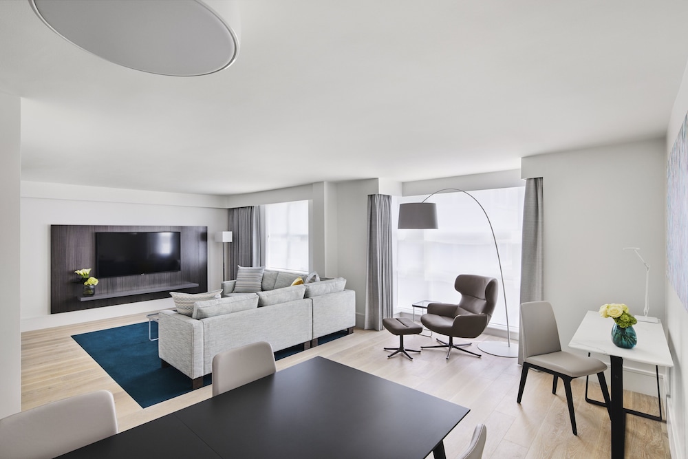 Deluxe Apartment, 2 Bedrooms (Brick Street Residence)