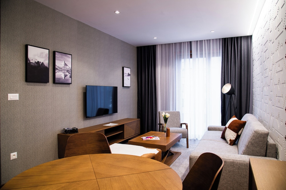 Superior Apartment