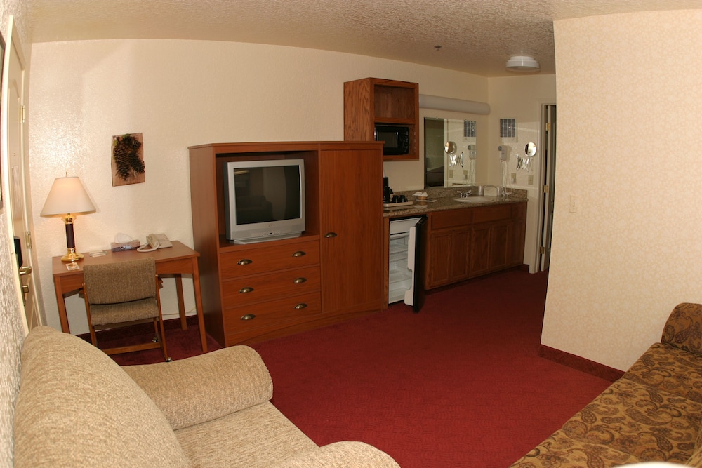 Suite, Multiple Beds