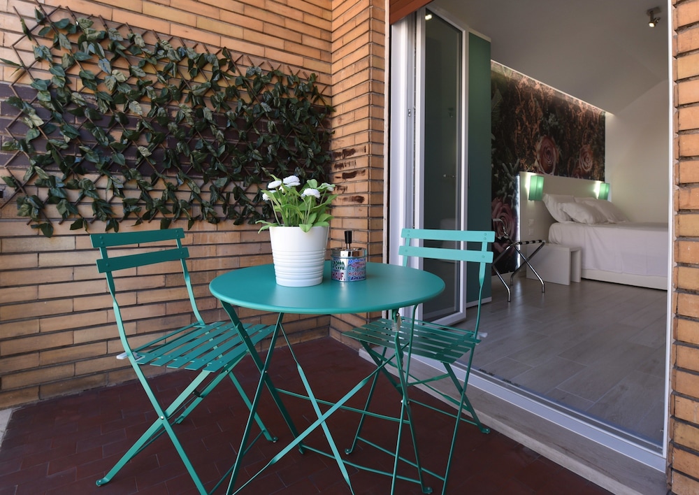 Comfort Triple Room, Balcony photo 2