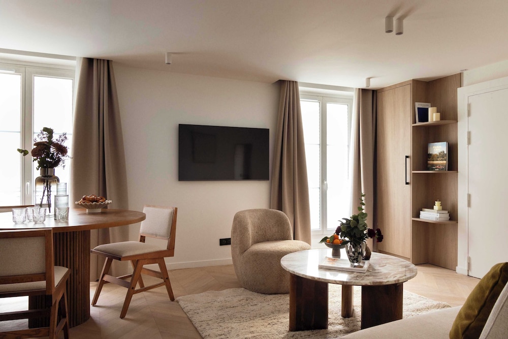 Junior Apartment photo 2