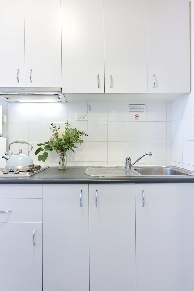 One Bedroom Apartment - Photo 4