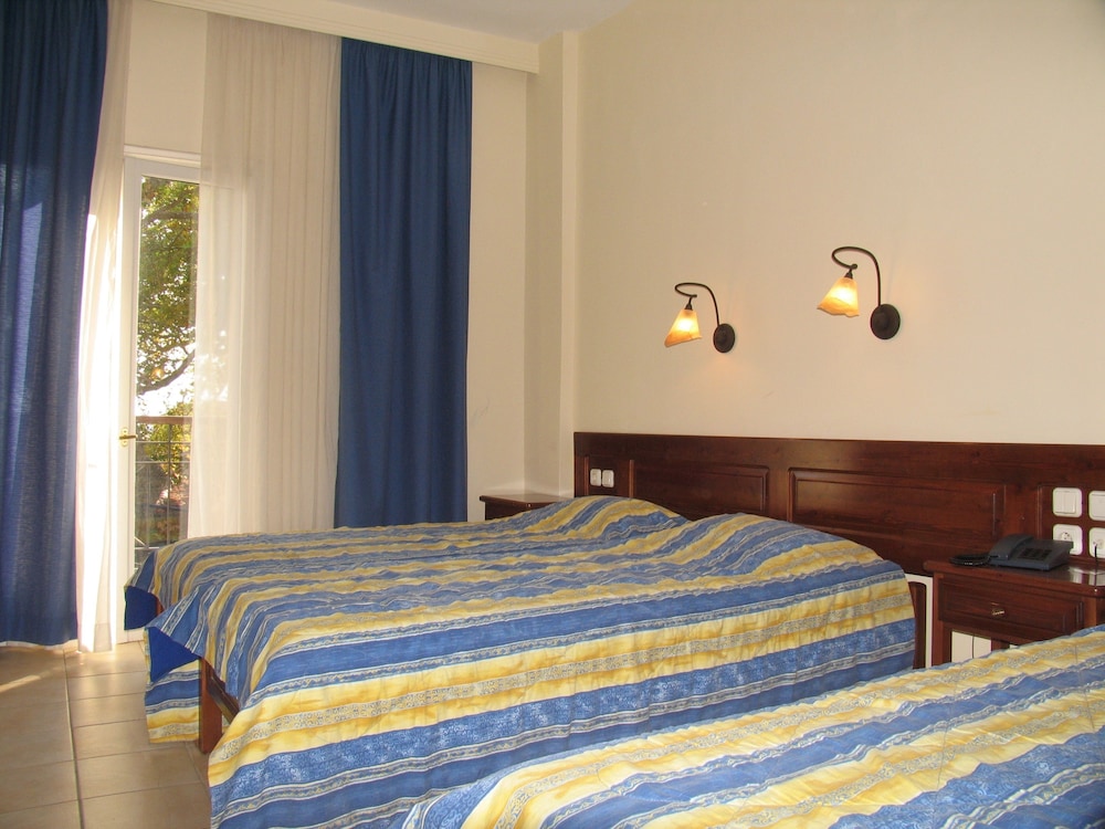 Triple Room photo 2