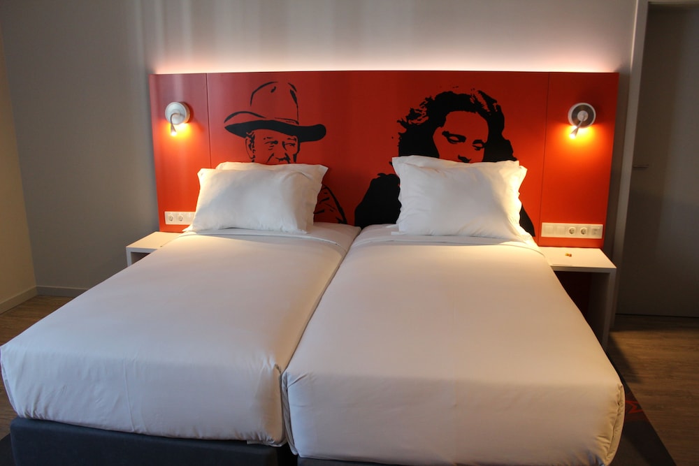 Available room