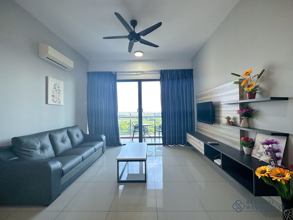 Comfort Apartment, 2 Queen Beds, Sea View - Photo 1