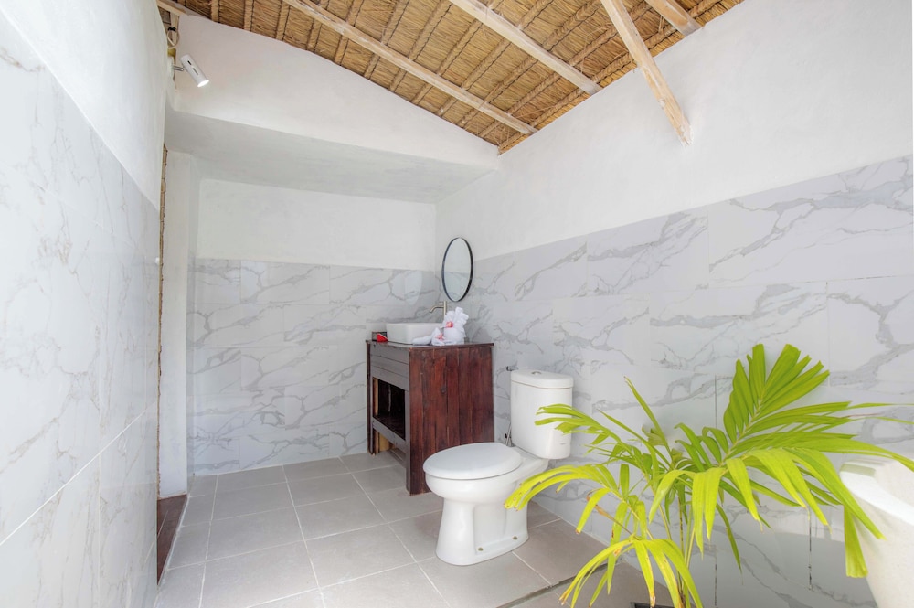 Deluxe Room, Bathtub - Photo 14