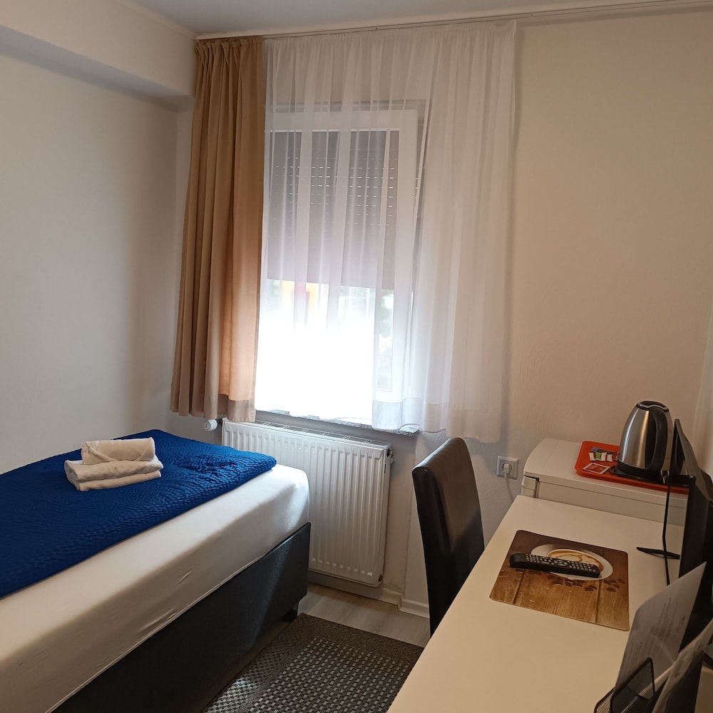 Traditional Single Room
