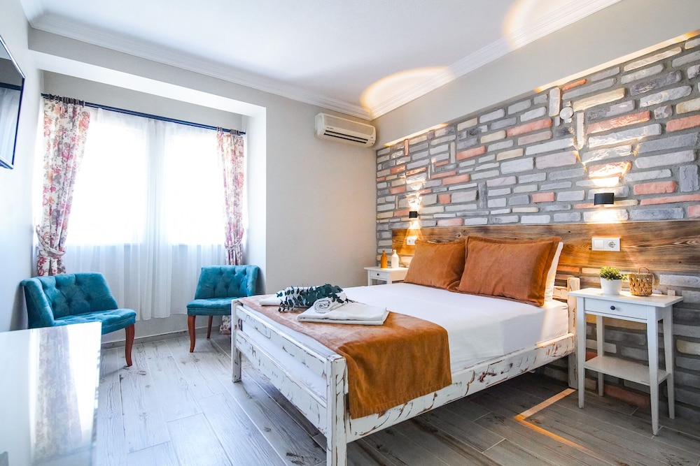 Deluxe Double Room, Sea View photo 3