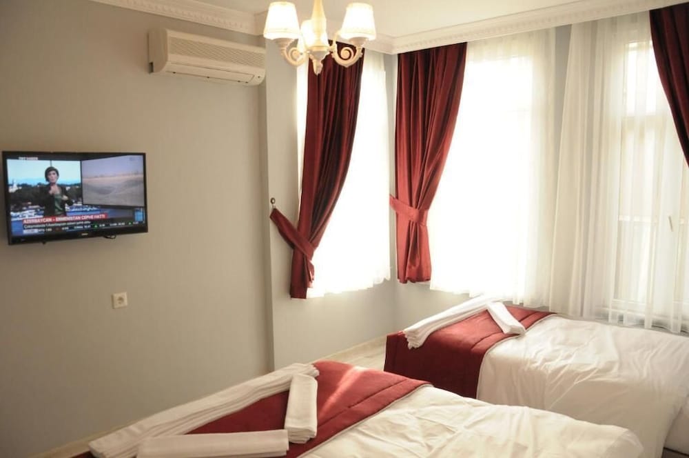 Classic Triple Room photo 3