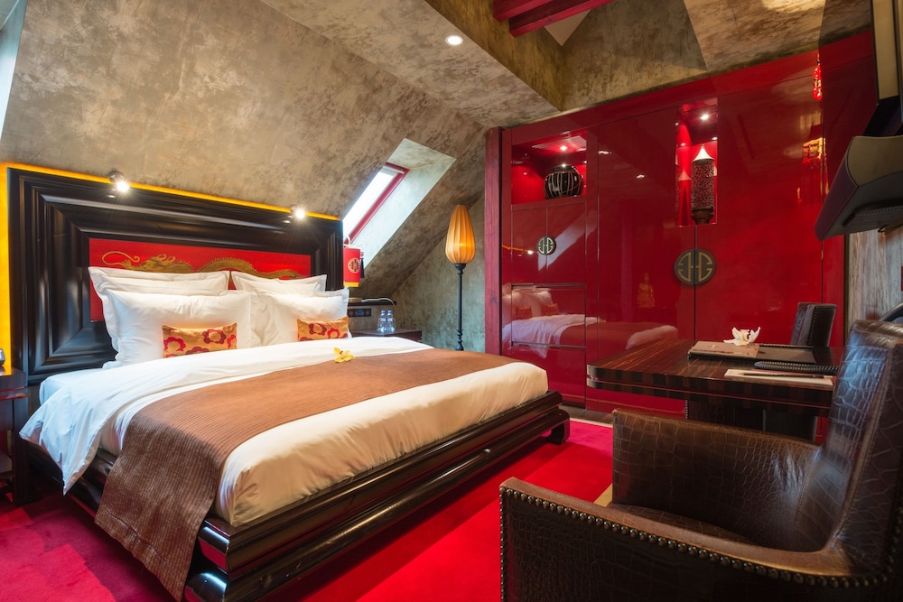 Available room