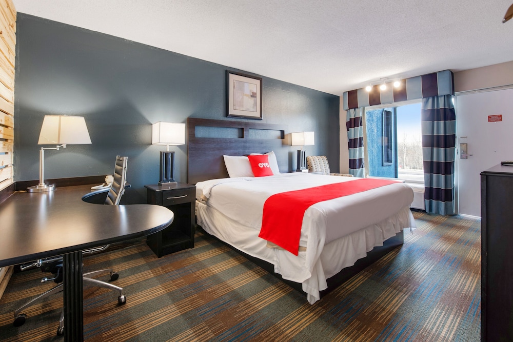 Room, 1 King Bed, Accessible - Photo 1