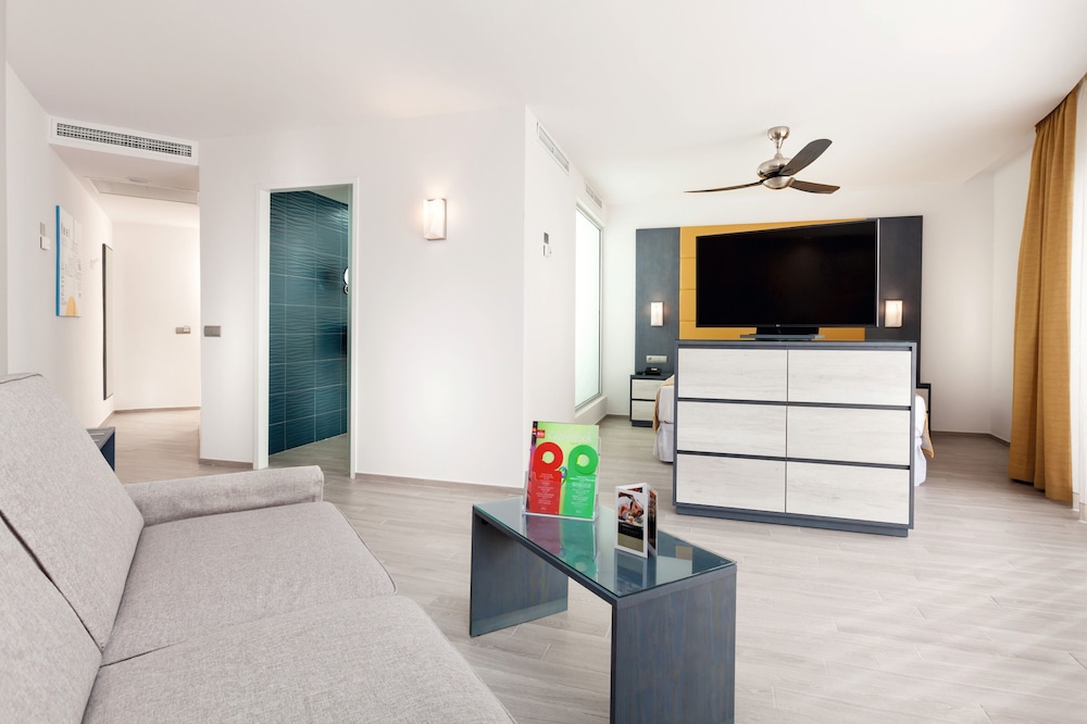 Junior Suite, Balcony, Sea View - Photo 3
