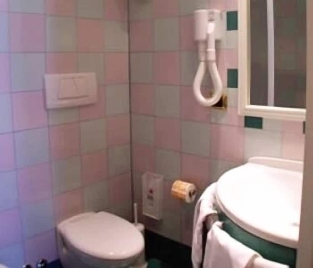 Superior Double Room - Photo 5