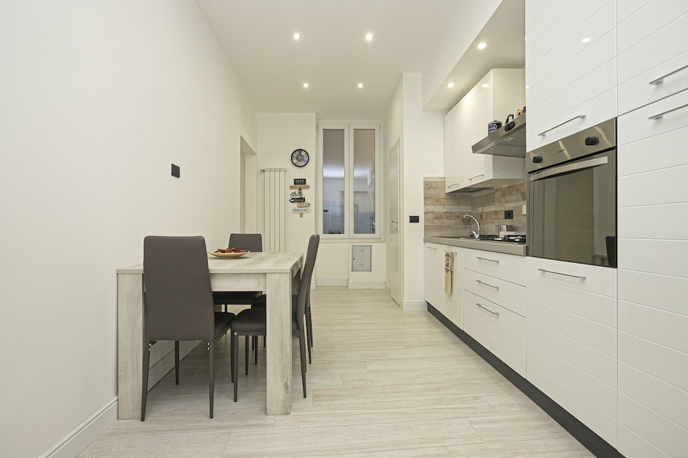 Apartment photo 3