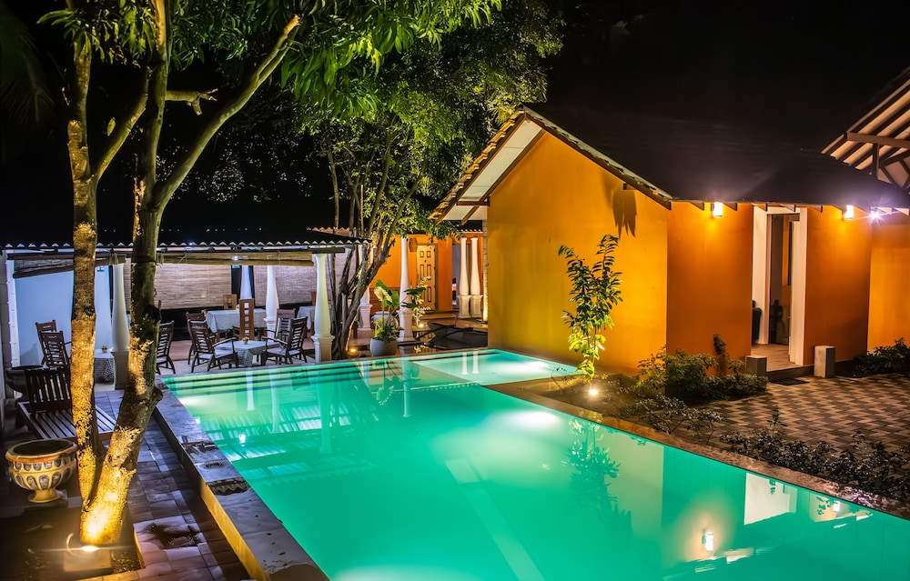 Deluxe Double Room, 2 Bedrooms, Terrace, Garden View