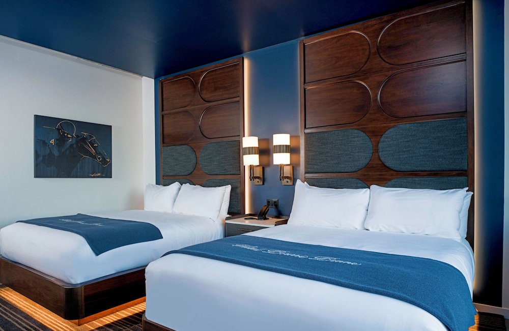 Room, 2 Queen Beds, Accessible (Hearing) - Photo 1