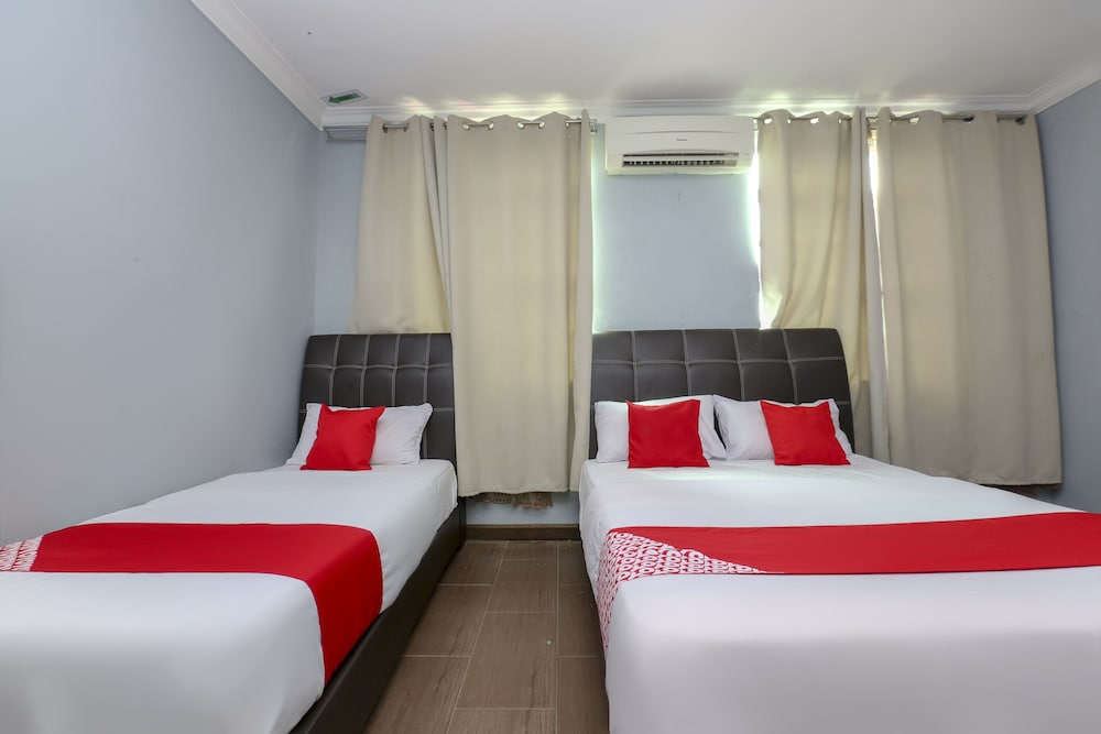Deluxe Triple Room photo 3