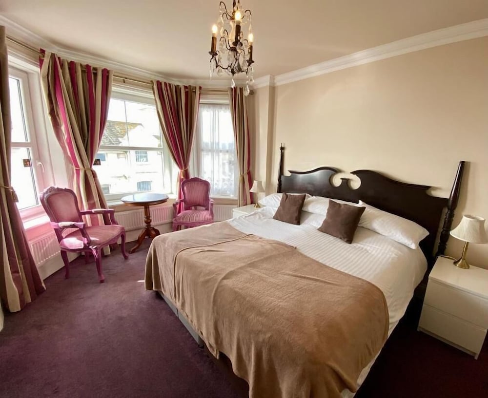 Standard Double Room photo 3