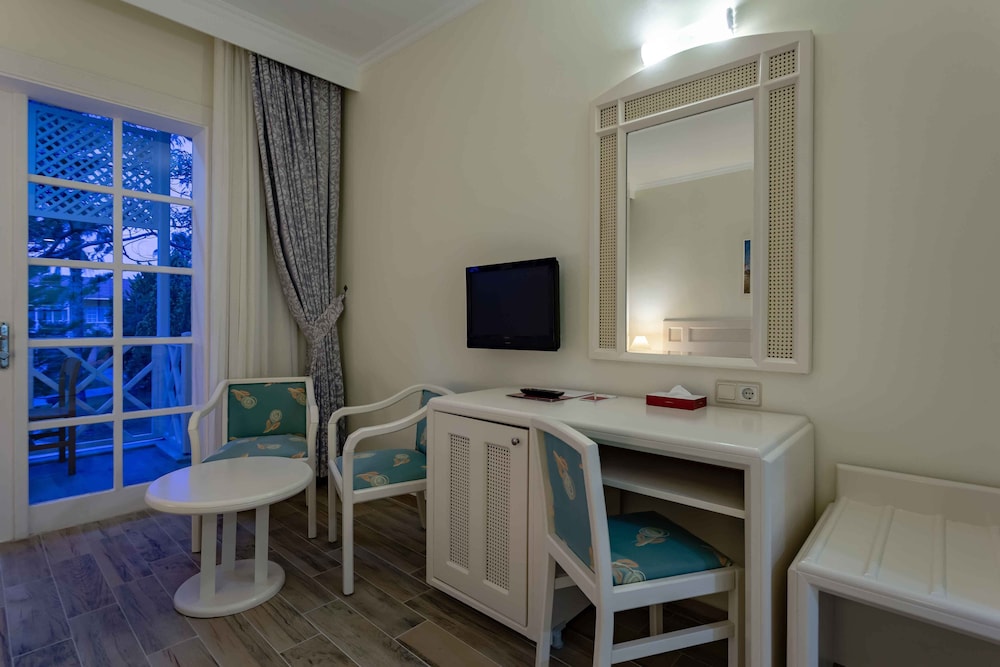Standard Club Room - Photo 1